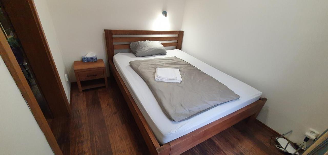 Apartman 63M2 S Balkonem V Lazenskem Centru Karlovy Vary Kültér fotó